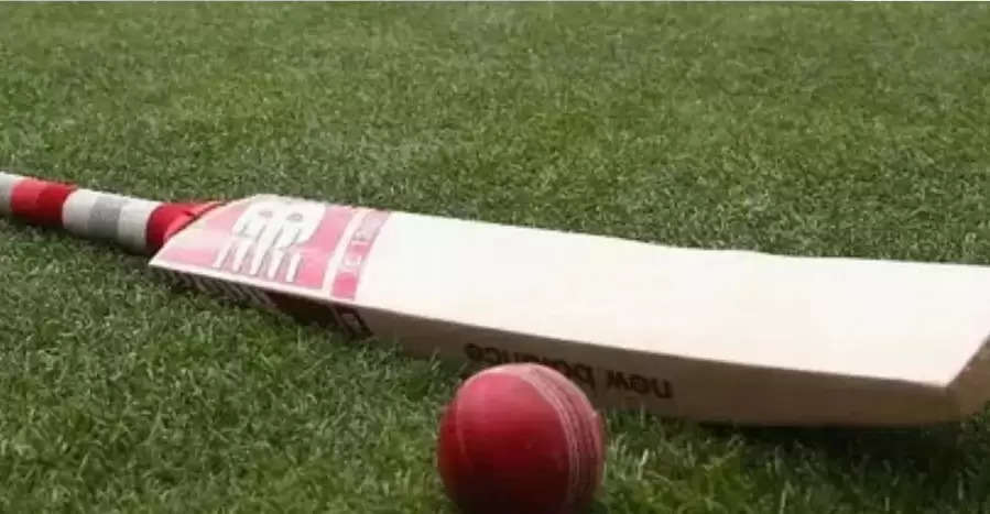 Surat News: 18 बॉल में 41 रन बनाए, फिर उठ नहीं पाए, 32 साल के क्रिकेटर की मैदान में मौत