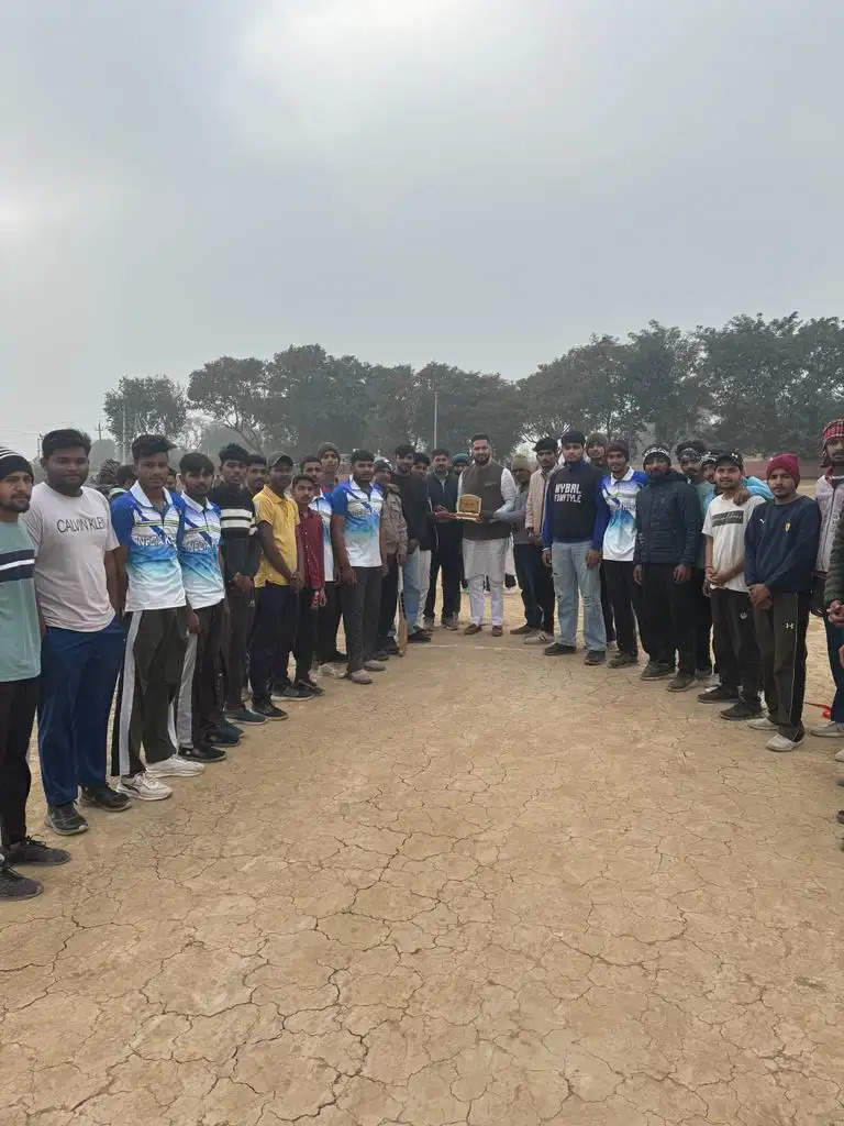 Closing ceremony of cricket competition organized in village Kusumbi