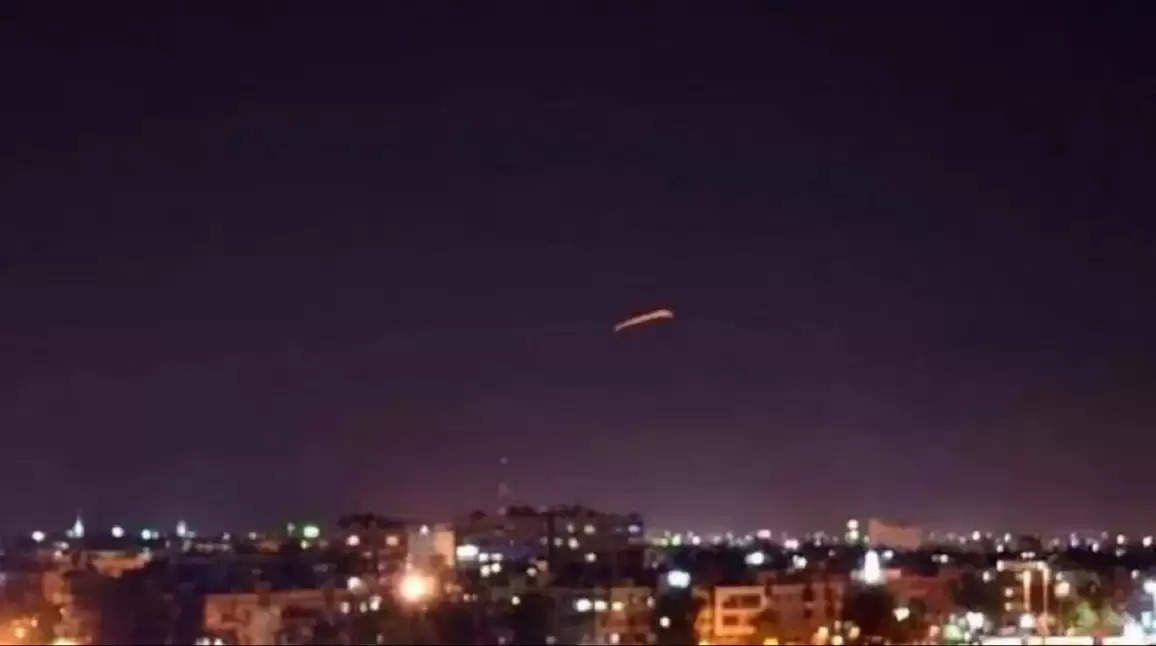 नए साल के दूसरे दिन सीरिया पर इजराइल के ताबड़तोड़ मिसाइल हमले, दमिश्क एयरपोर्ट बंद