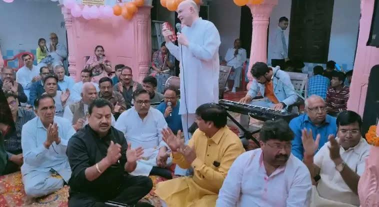 Devotees forced to dance on bhajan-kirtans