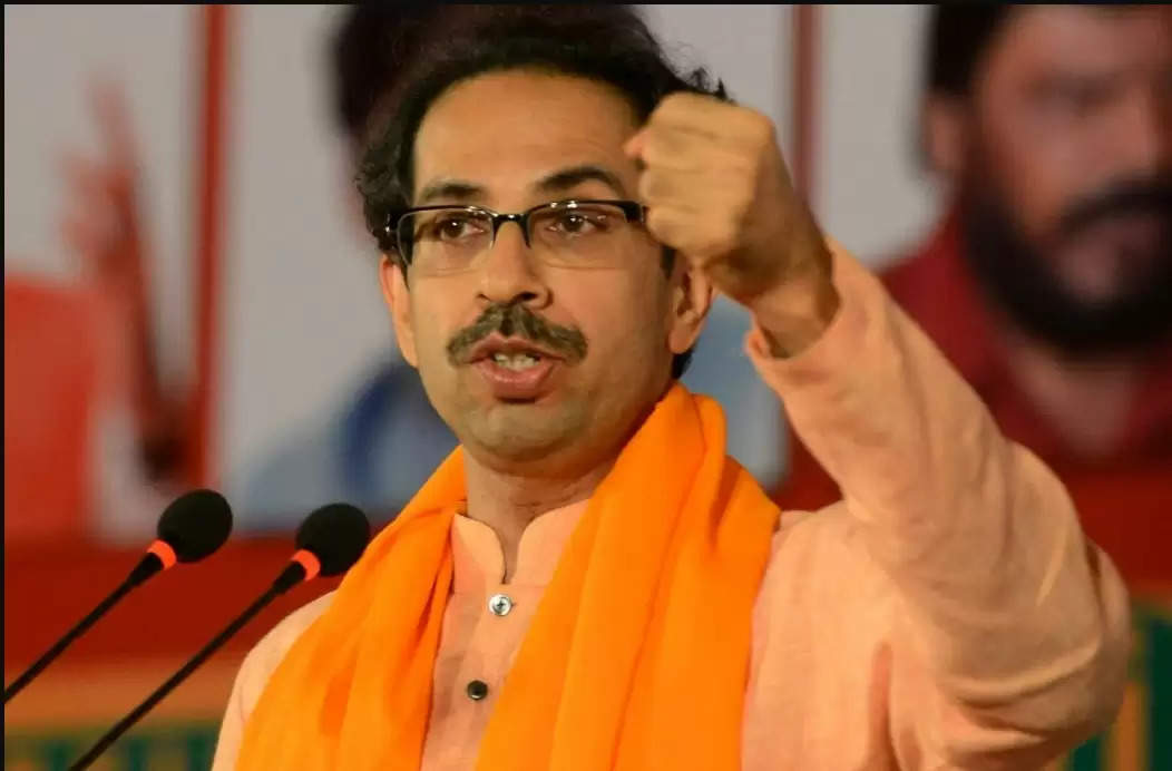 Shiv Sena attacked the BJP-Shinde government, asked - Maharashtra is the first choice of investors, then how did the semiconductor factory go to Gujarat?