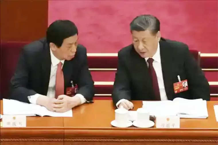 चीन में शी जिनपिंग Xi Jinping और ताकतवर, तीसरी बार बढ़ेगा राष्ट्रपति कार्यकाल , PM समेत कई मंत्रियों को भी हटाएंगे