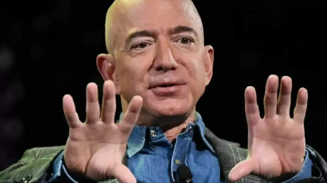 Recession has knocked, stop buying TV-cars… Jeff Bezos advised
