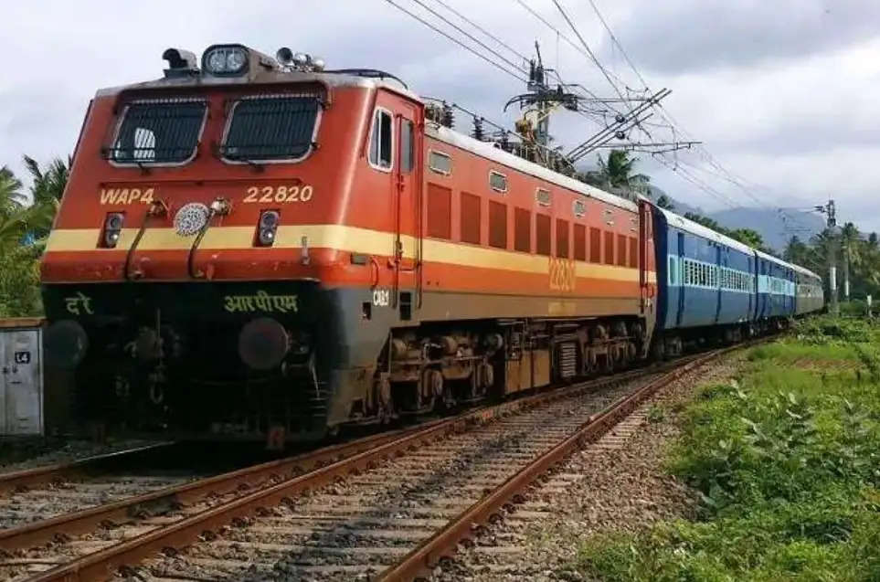 Indian Railways: रेल यात्रियों के लिए आई एक बड़ी  खुशखबरी! आबू रोड और उदयपुर सिटी के लिए विशेष रेलगाड़ी शुरू