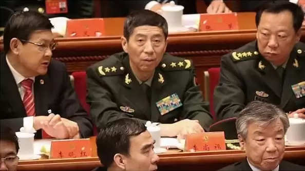कहां हैं ली शांगफू?: तीन सप्ताह से लापता चीनी रक्षा मंत्री पर बढ़ी जांच, जिम्मेदारी वापस ली
