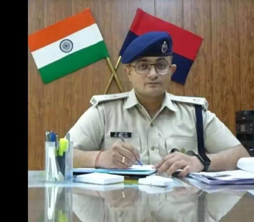 Do not keep the same password for all your accounts :- Superintendent of Police Dr. Arpit Jain