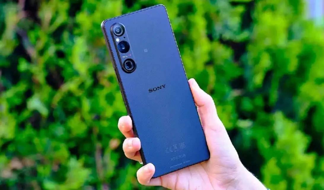 This amazing smartphone from Sony has defeated the iPhone! Paper-thin 5g smartphone, 8000mAh powerful battery and 8 Gen 2 SoC processor, know the price
