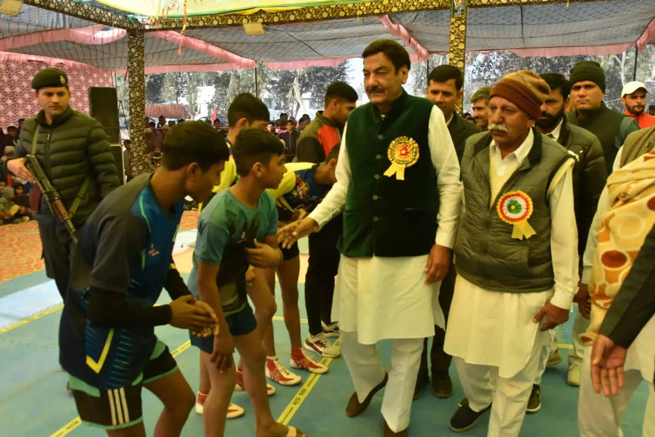 बिजली मंत्री ने गांव बणी में आयोजित खेल महाकुंभ समारोह में आयोजित प्रतियोगिताओं का किया शुभारंभ