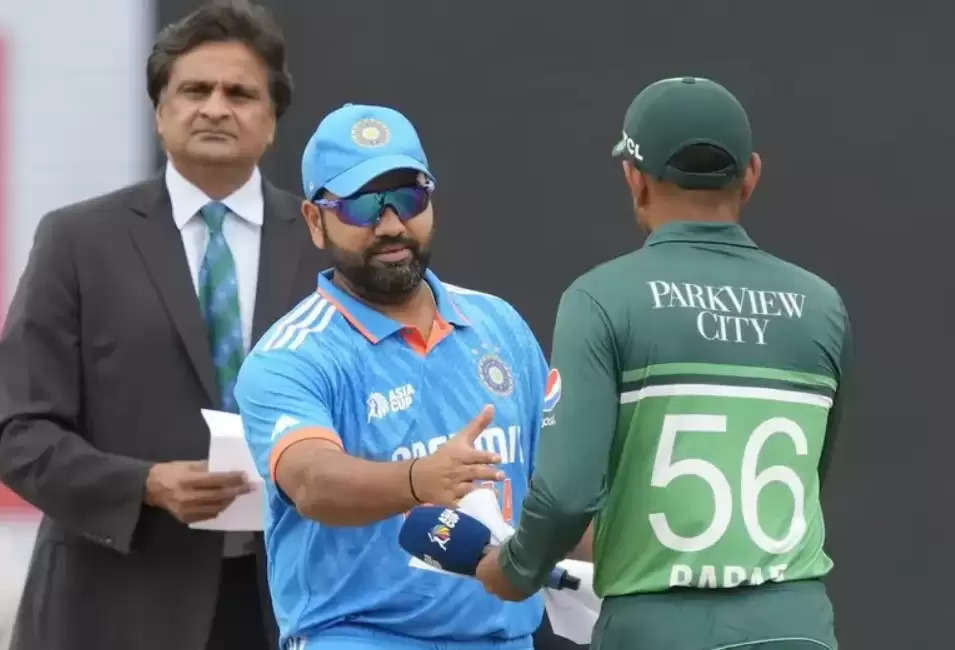 IND vs PAK: भारत ने टॉस जीतकर पहले बल्लेबाजी चुनी, केएल राहुल की जगह खिलाड़ी लेगा जगह 