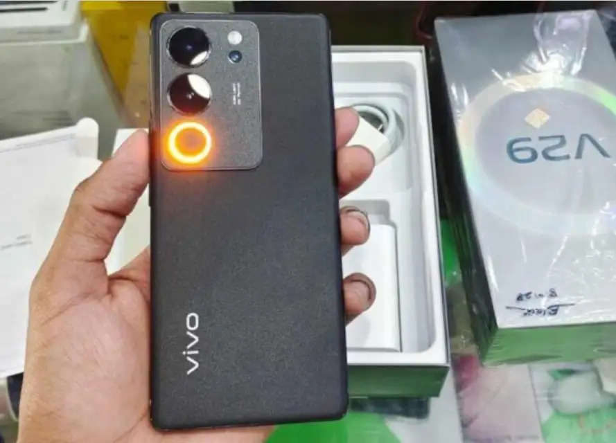मात्र ₹8,999 रुपए में आया Vivo का धांसू 5G स्मार्टफोन, मिलेगी बेह्तरीन फीचर्स! 12GB RAM और DSLR जैसा कैमरा